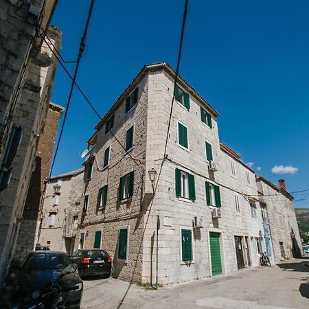 Apartments Ivana Trogir Exterior photo